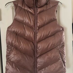 Athleta Lofty Quilted Sleeveless Puffer Vest Mauve Zip Pockets Spring Layer XS